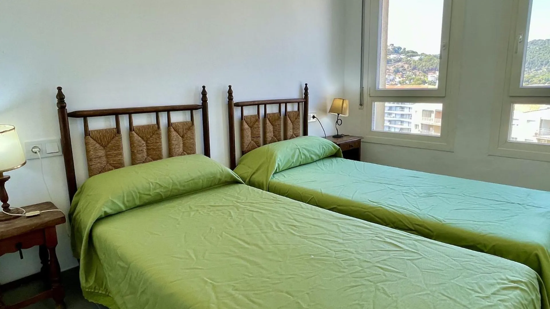 The Apartment In Estartit Has 2 Bedrooms L'Estartit