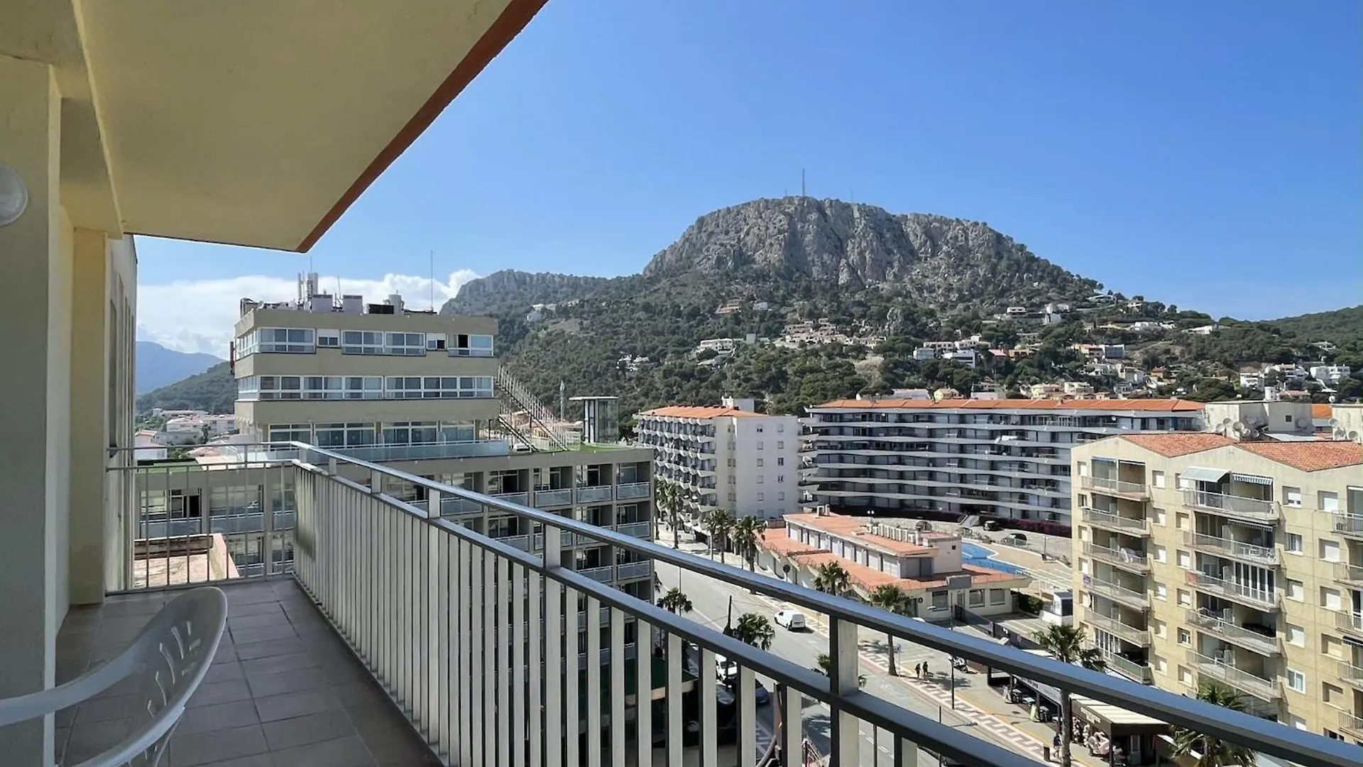 The Apartment In Estartit Has 2 Bedrooms L'Estartit